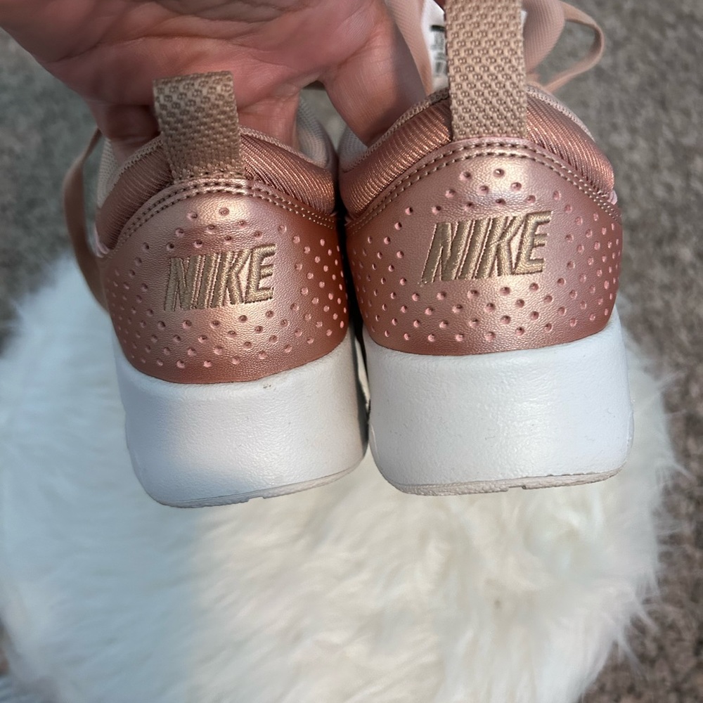 NIKE • Air Max Thea Rose Pink • sz 6.5 - Picture 5 of 8